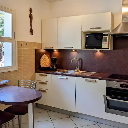 Apartment Le Farniente - Spacious With Seaview Bandol