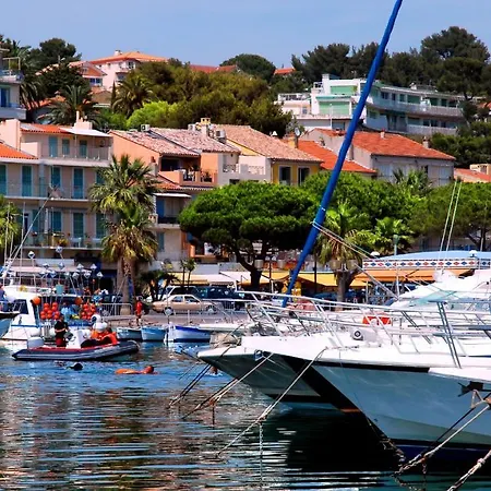 Le Farniente - Spacious With Seaview Apartment *